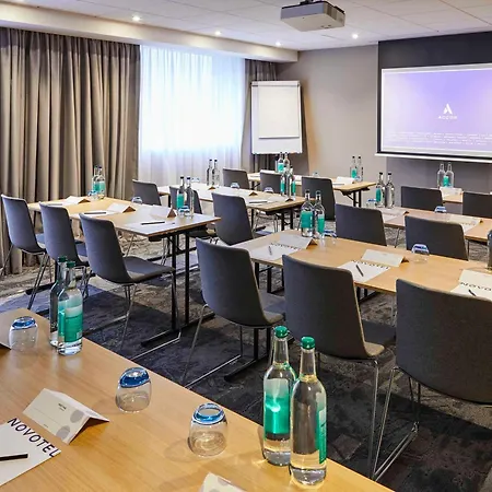 Novotel Birmingham Airport Terminal Building - Nec Бикенхил