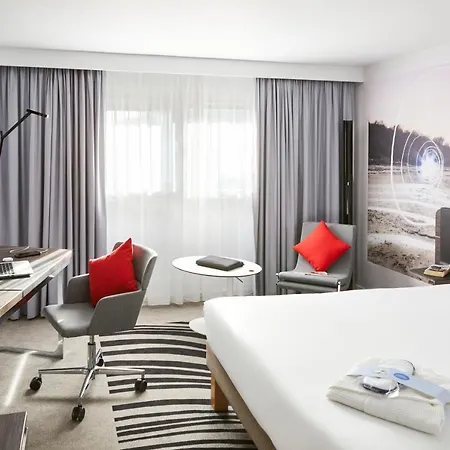 Novotel Birmingham Airport Terminal Building - Nec Бикенхил
