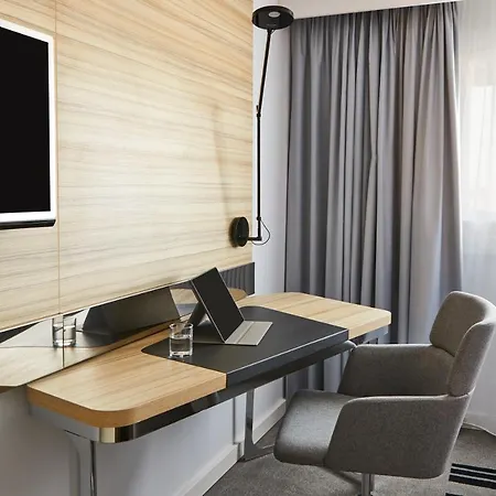 Novotel Birmingham Airport Terminal Building - Nec Отель Бикенхил