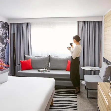 Отель Novotel Birmingham Airport Terminal Building - Nec Бикенхил